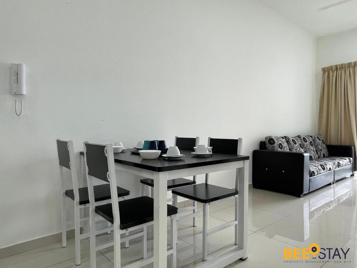 Mesa Hill Nilai By Beestay Management Exterior foto